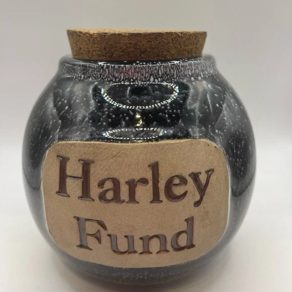 Harley Davidson Fund Muddy Waters Pottery Cork Bank Fund
Speckled Moto Biker - Picture 1 of 6